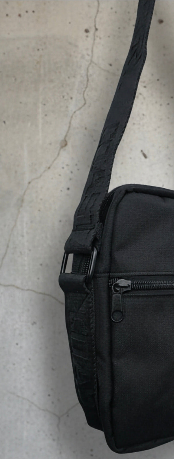 "GEN I" PREMIUM DESIGNER MESSENGER SIDEBAG